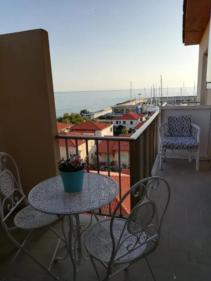 Suite Blumare Rosignano Solvay Appartamento
